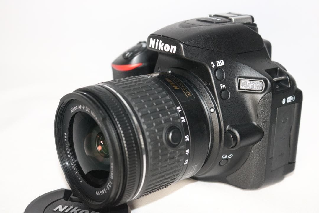プロ級⭐美品 シリーズ最新！Nikon D5600 ⭐一眼レフ 初心者完全セット