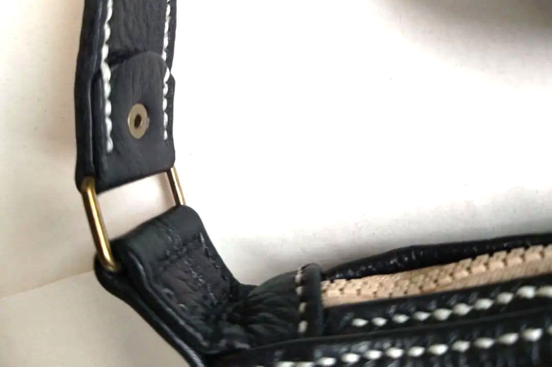 牛革ボディーバック ショルダーバッグ②