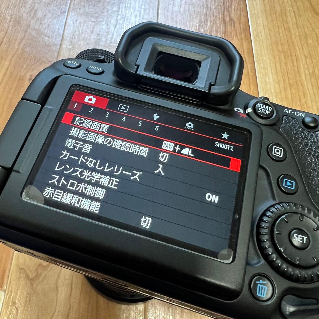 Canon EOS 80D デジタル一眼レフ 本体