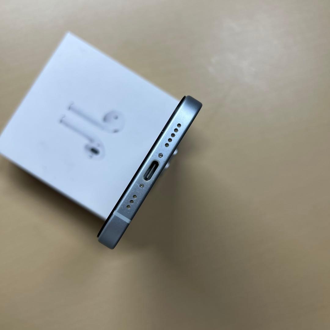 iPhone15 256GB SIMフリー　バッテリー最大容量93% 割れなし