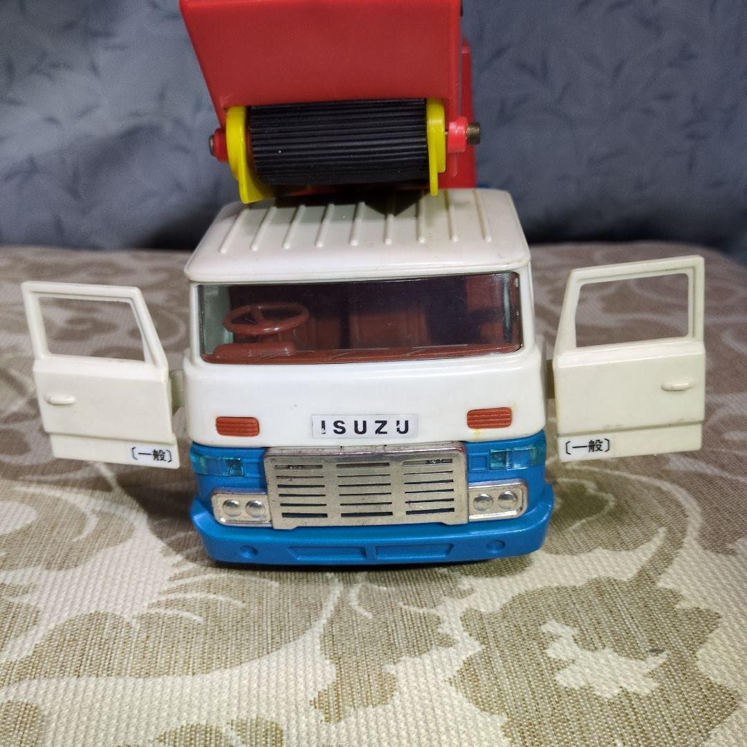 ダイヤ製　当時物　ISUZU トラックベルトコンベア付き