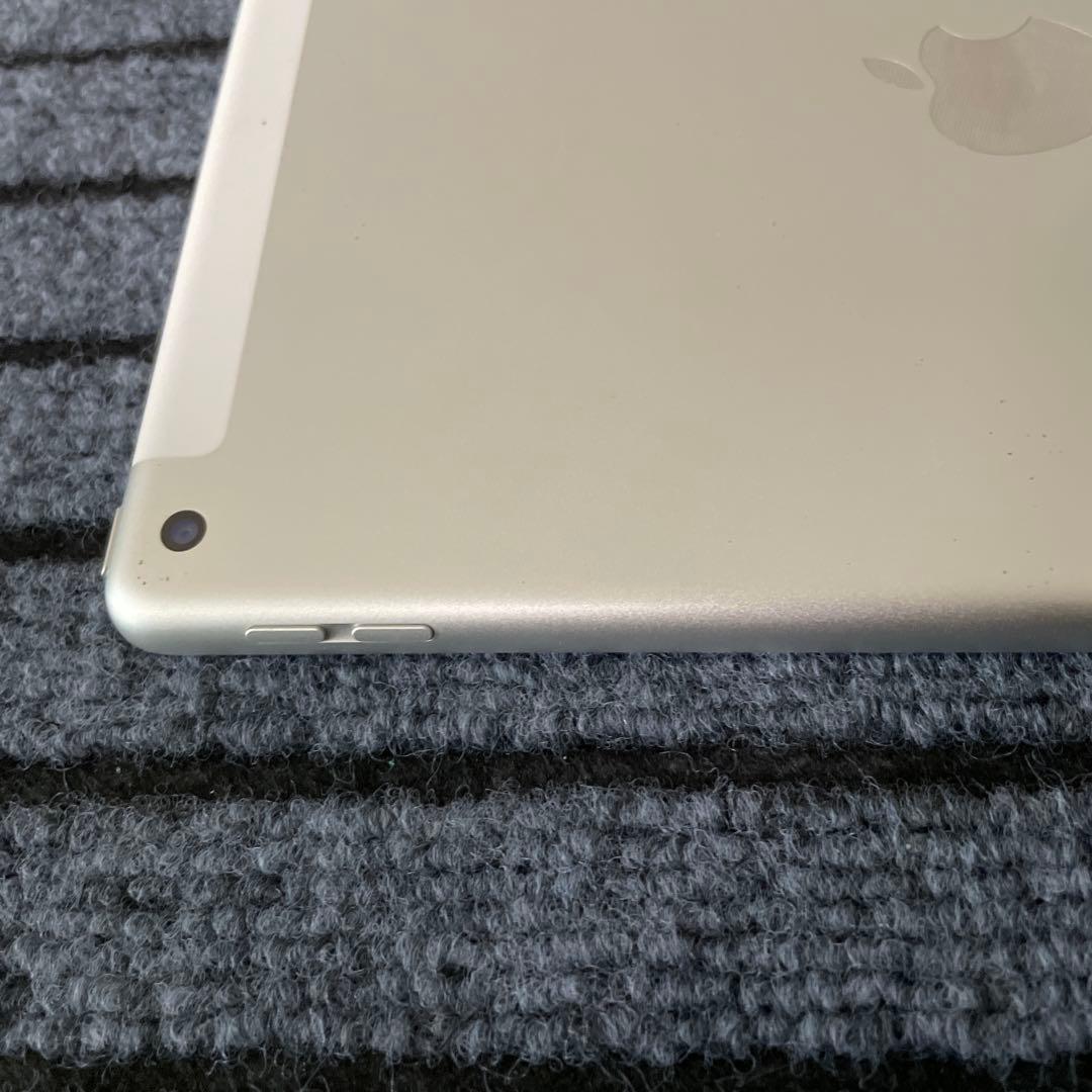191 iPad 7世代 32GB SIMフリー シルバー