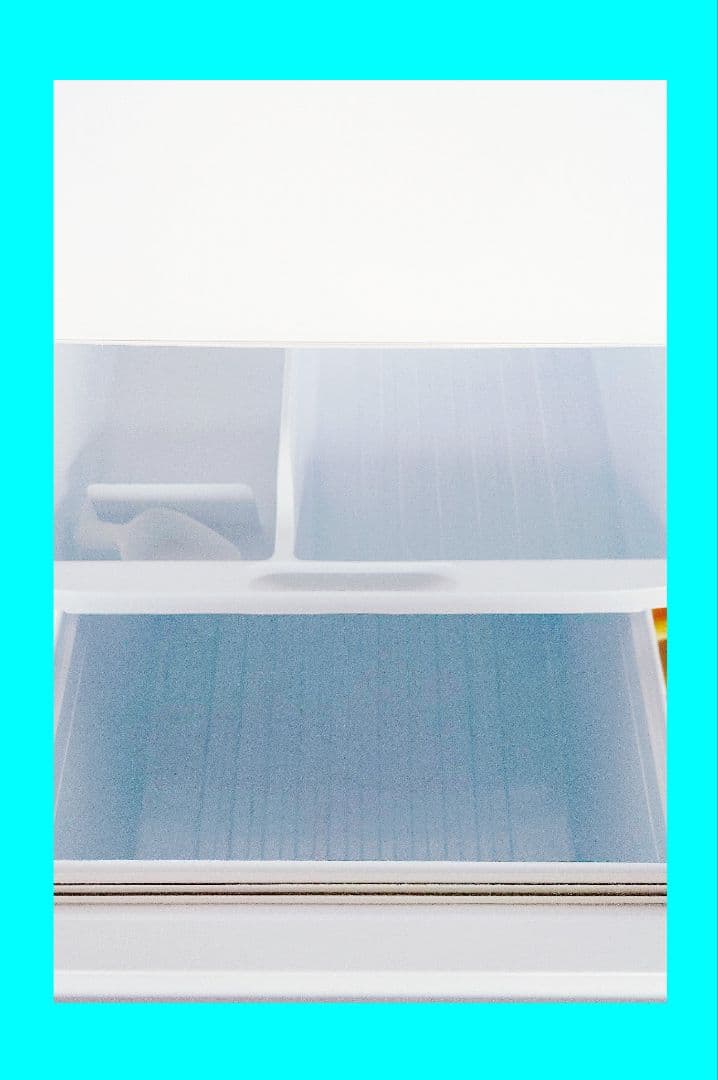 シャープ冷蔵庫、SHARP冷蔵庫、350L冷蔵庫、ガラス冷蔵庫、白い冷蔵庫、大き