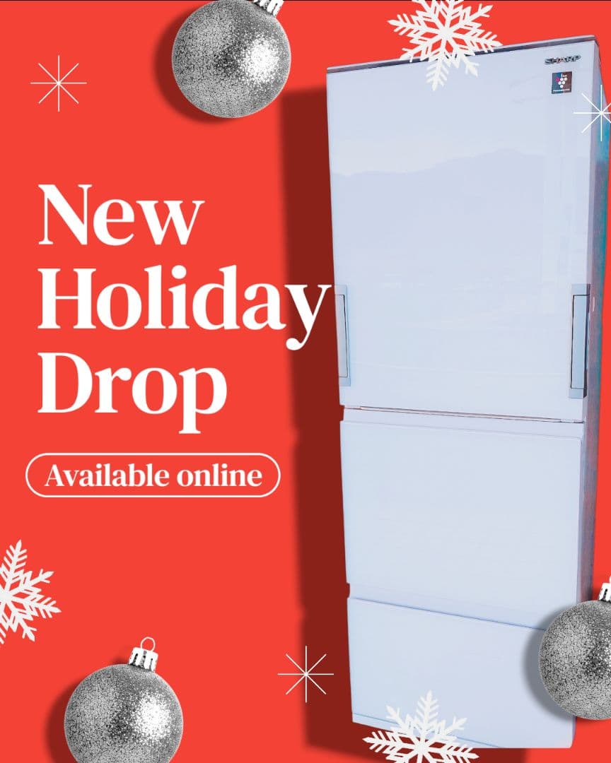 シャープ冷蔵庫、SHARP冷蔵庫、350L冷蔵庫、ガラス冷蔵庫、白い冷蔵庫、大き