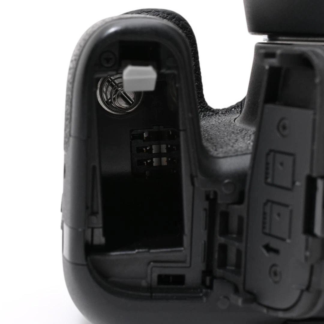 【美品】Canon EOS Kiss X9i EF-S18-135 IS ULM