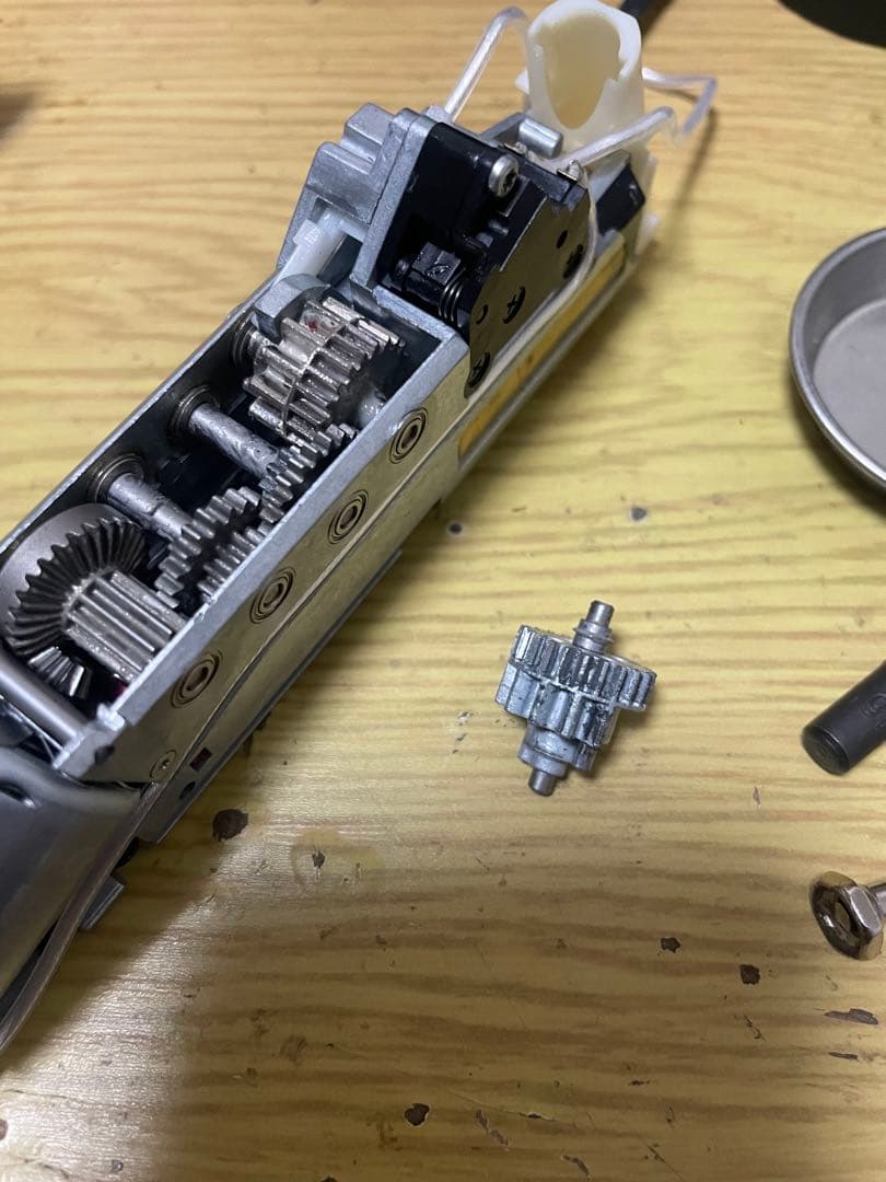 東京マルイ　電動ハンドガン　グロック18C シルバー　カスタム品　SBD取付