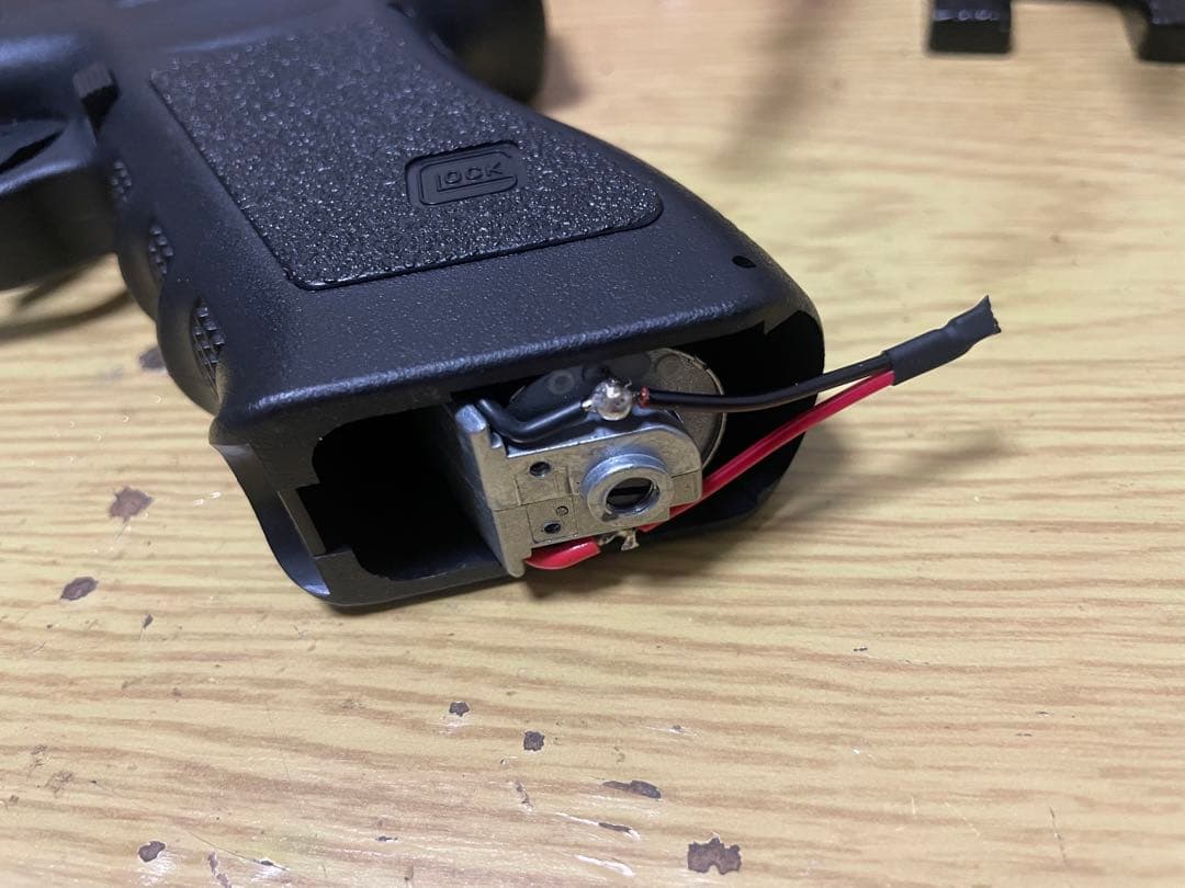 東京マルイ　電動ハンドガン　グロック18C シルバー　カスタム品　SBD取付