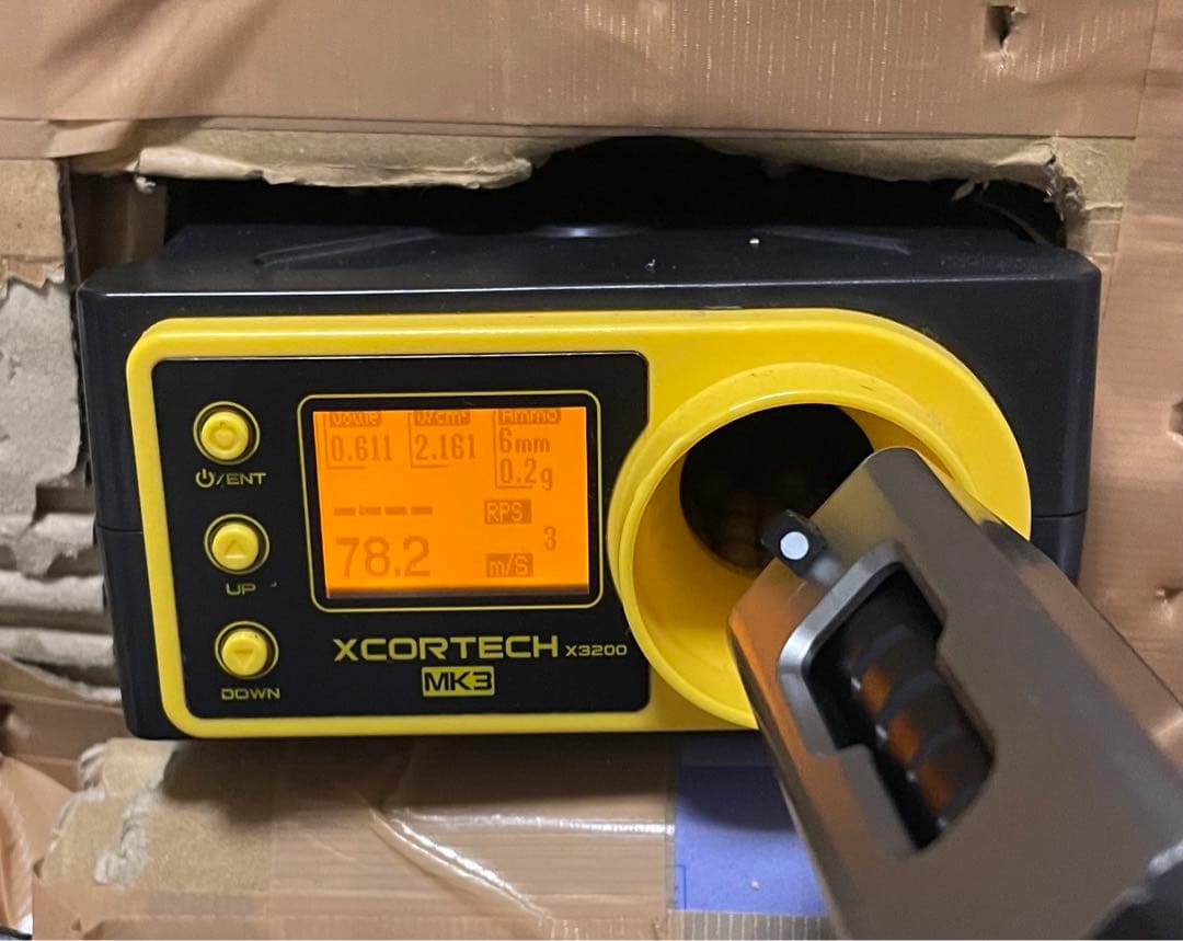 東京マルイ　電動ハンドガン　グロック18C シルバー　カスタム品　SBD取付