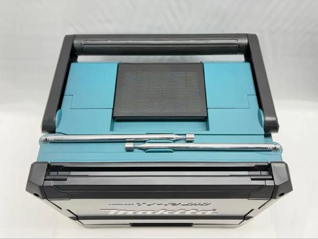 MAKITA/マキタ 充電式ラジオ付テレビ TV100