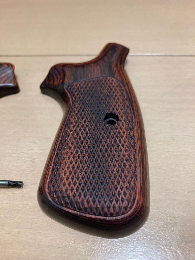 S&W M327r8 コンバットシューティンググリップ