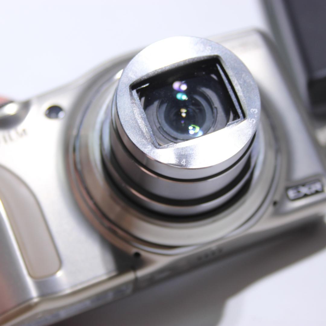FUJIFILM FinePix F770EXR シルバー ボディ　動作品