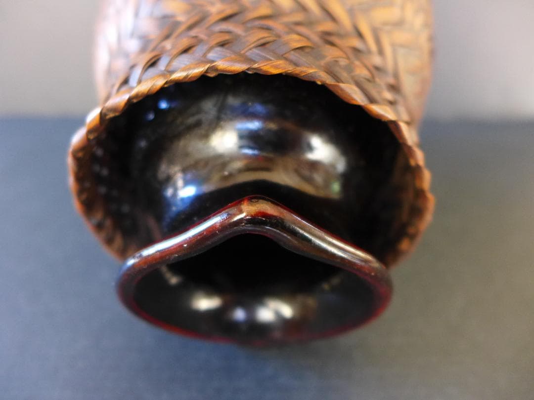 時代物　明治大正期頃　陶磁器花瓶入り　華籠　趣がある竹細工　華道　骨董