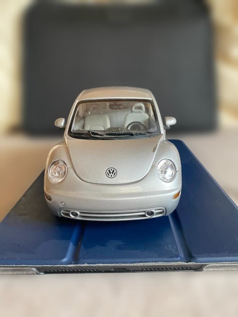 【絶版】VWゴルフIV GTI & ニュービートル 1/18 ダイキャストセット