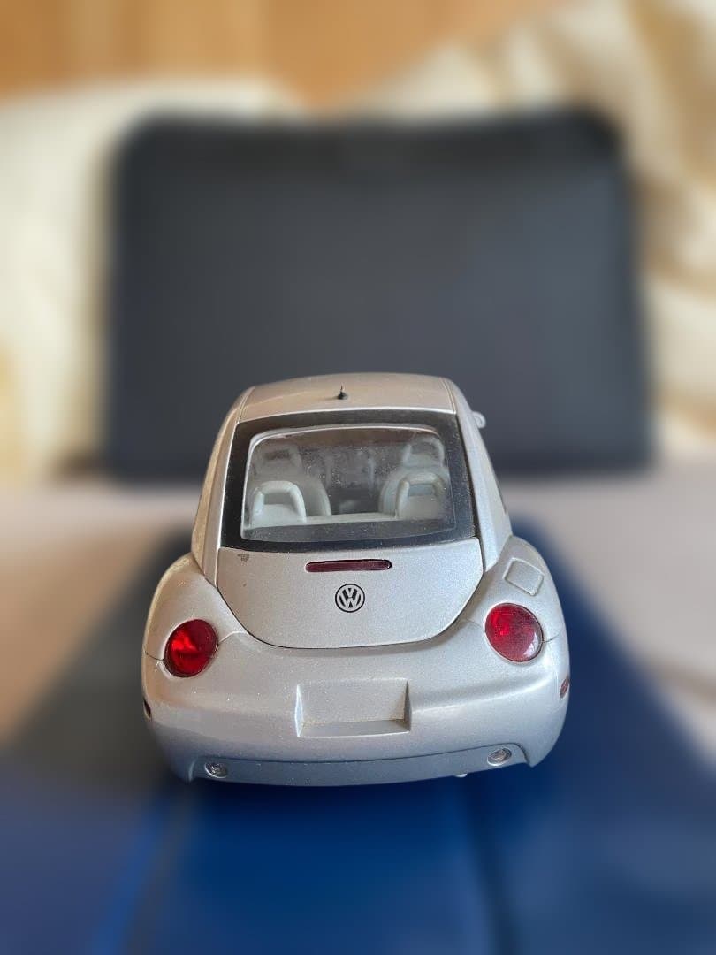 【絶版】VWゴルフIV GTI & ニュービートル 1/18 ダイキャストセット