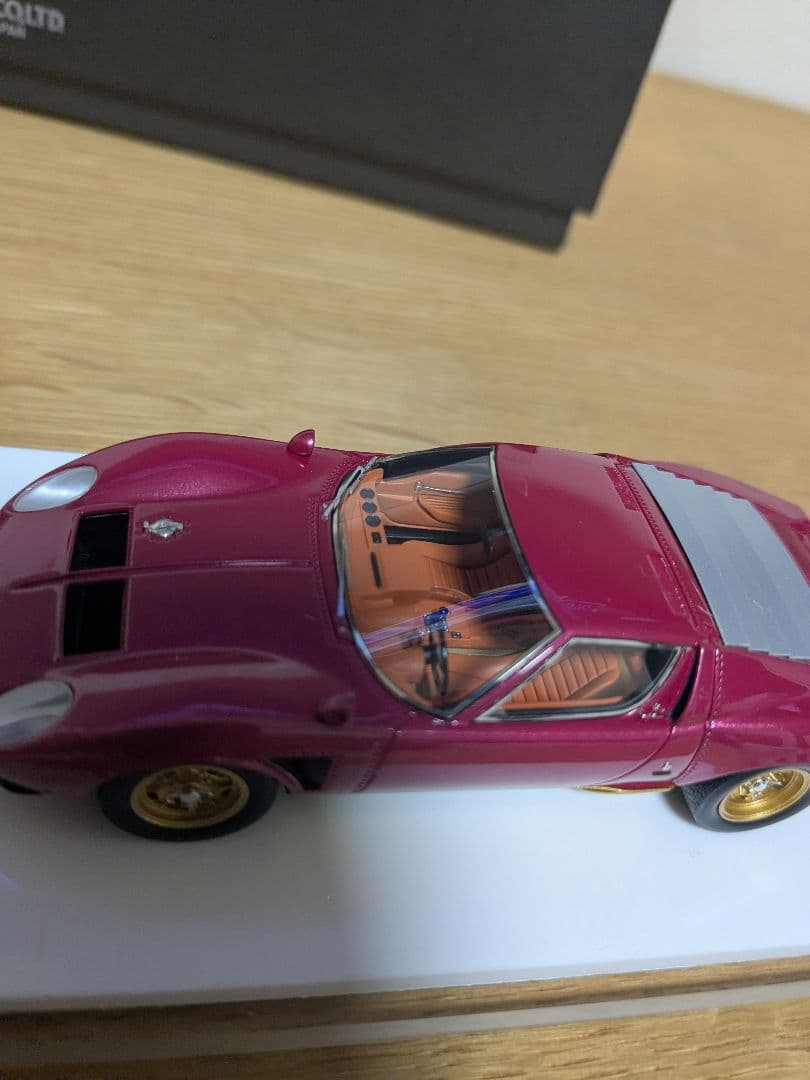 アイドロン　メイクアップ　 1/43 ランボルギーニ イオタ SVJ　EM395