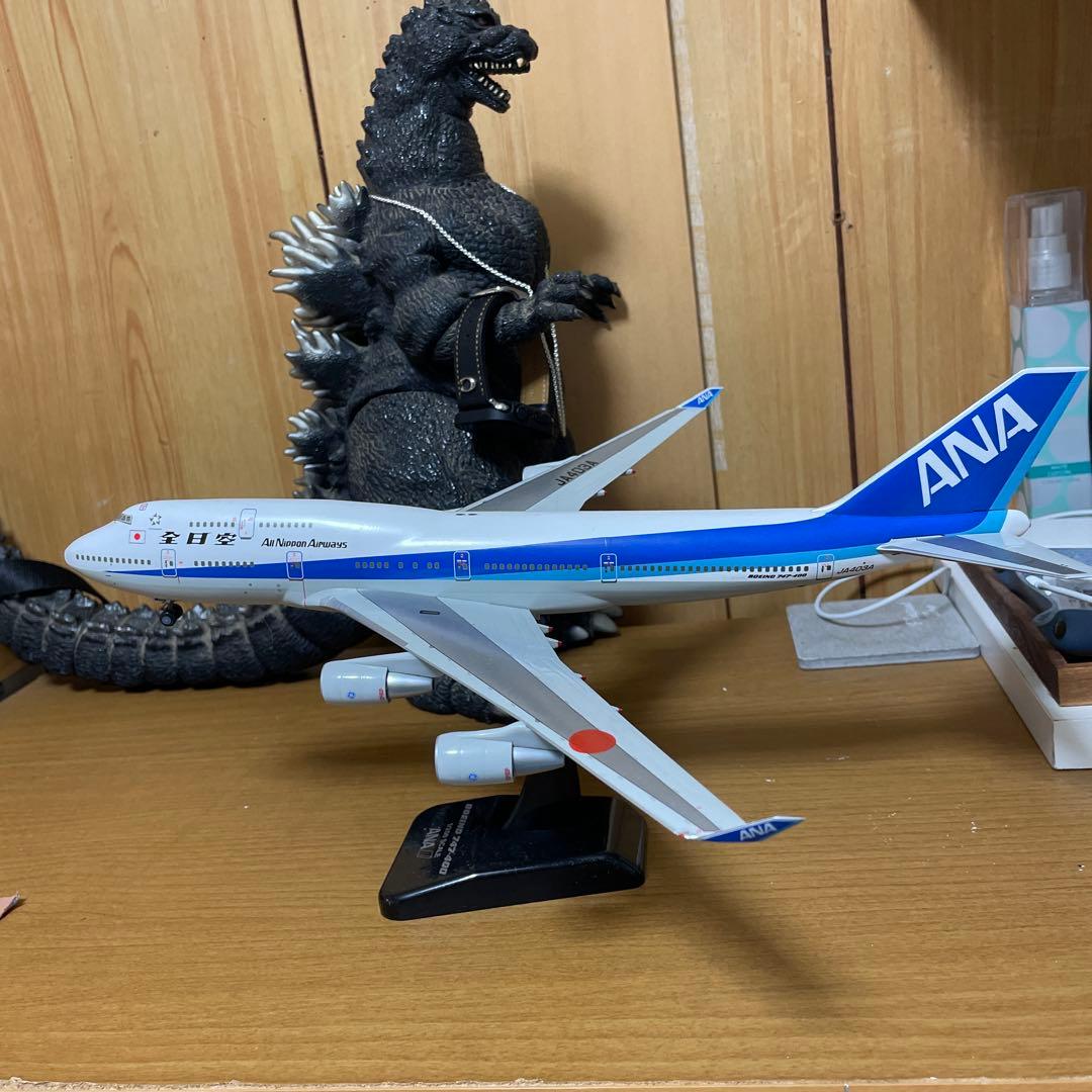 希少ANA ボーイング747 モデル 1/200