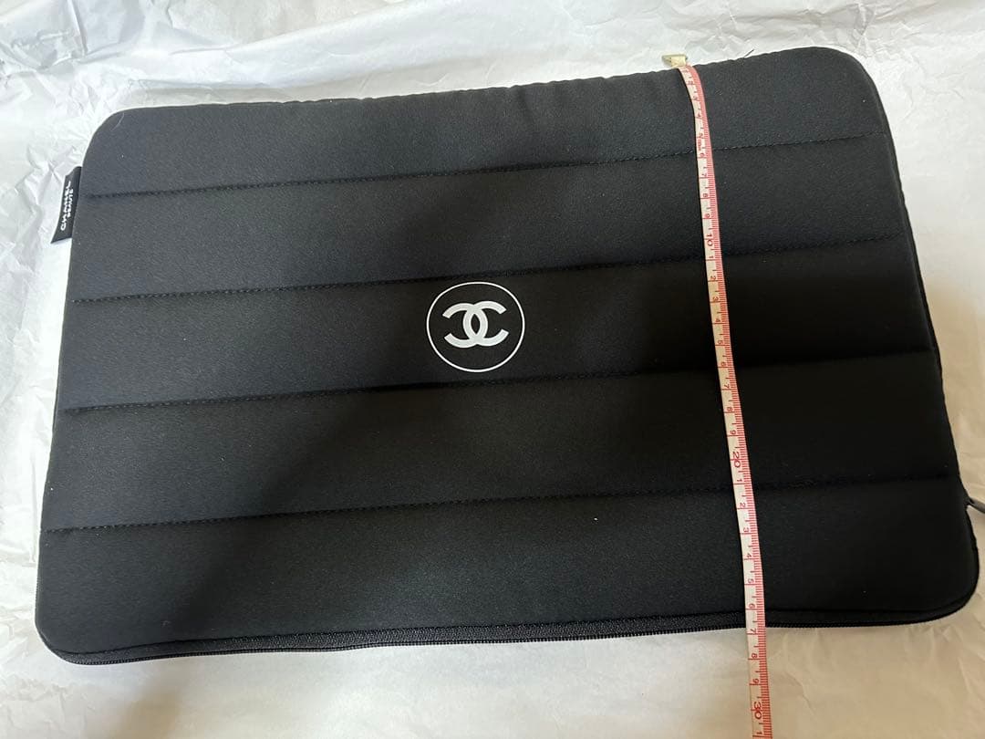 CHANEL ブラックノートPCケース　1