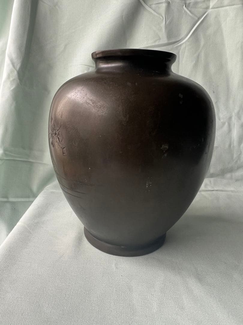 銅製花瓶