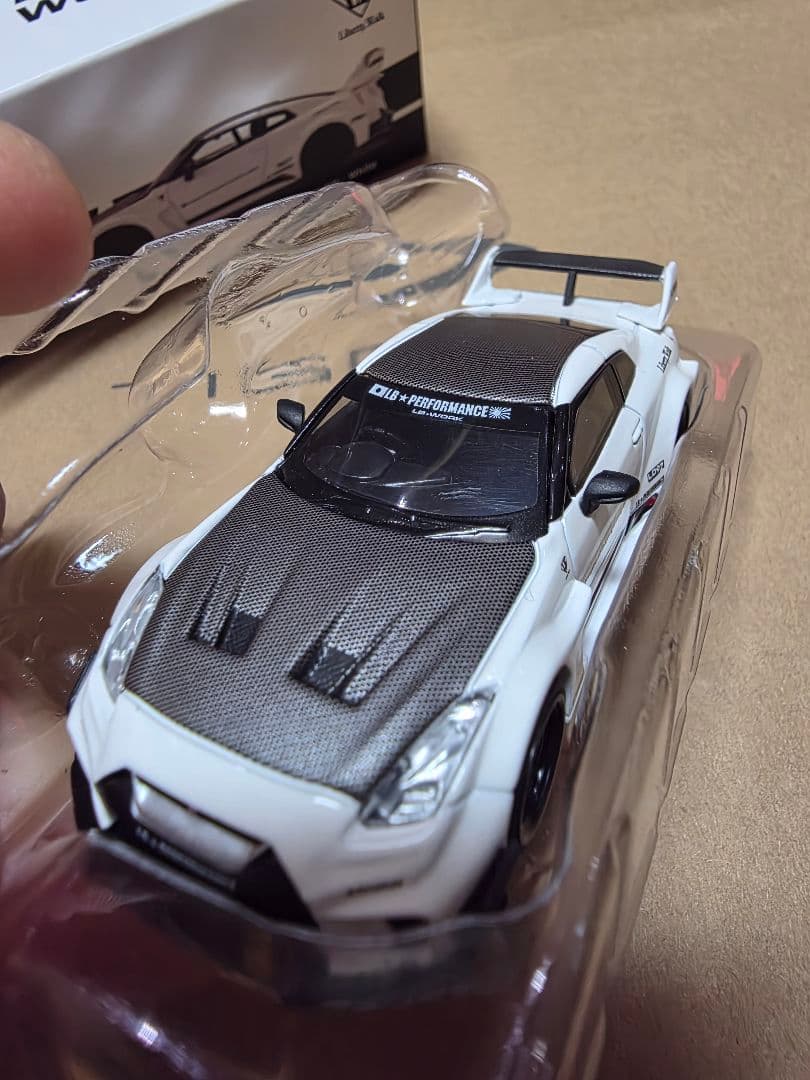 ミニカー MINIGTLB-SilhouetteWORKSGT NISSAN35GT-RR