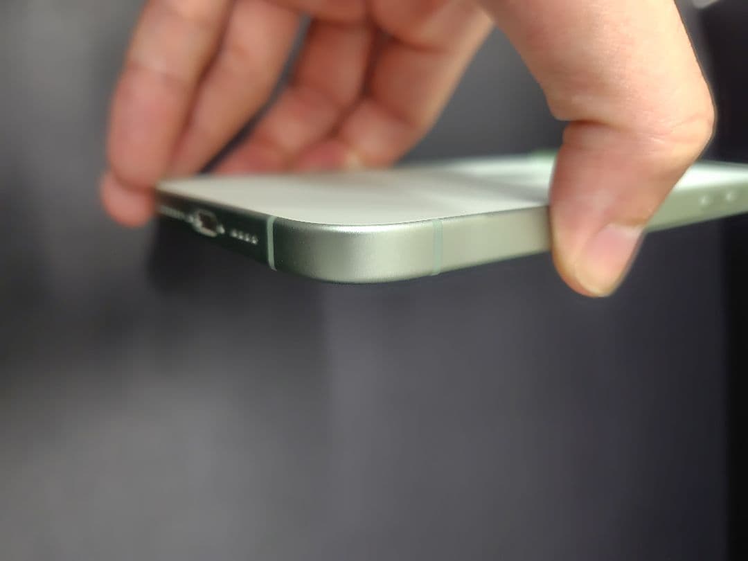 【美品】iPhone 15plus　128GB　SIMフリー　バッテリー96%