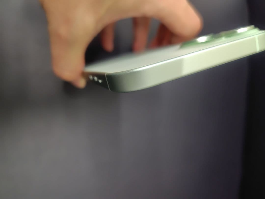 【美品】iPhone 15plus　128GB　SIMフリー　バッテリー96%