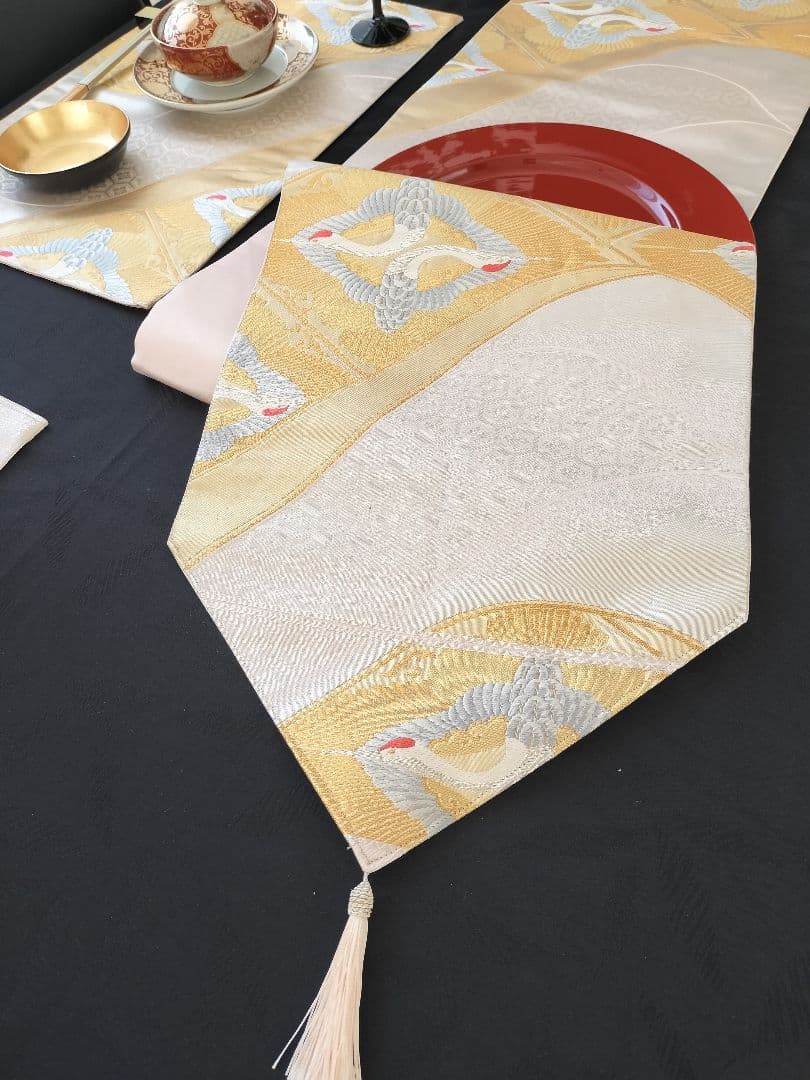 A226高級‼️豪華刺繍‼️袋帯テーブルランナーランチョンマット3枚1m56cm