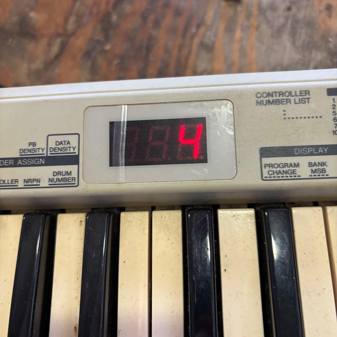 ヤマハ　CBX-K2 MIDIキーボード　通電のみ