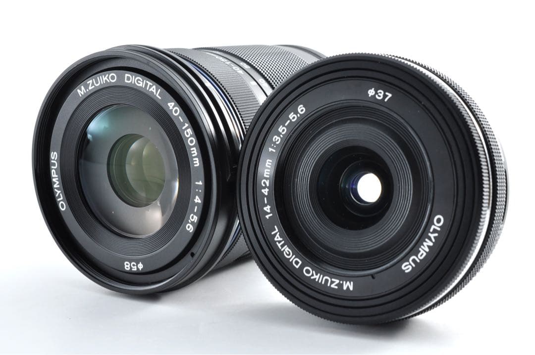 ■ほぼ新品■OLYMPUS OM-D E-M10 Mark III ダブルズーム