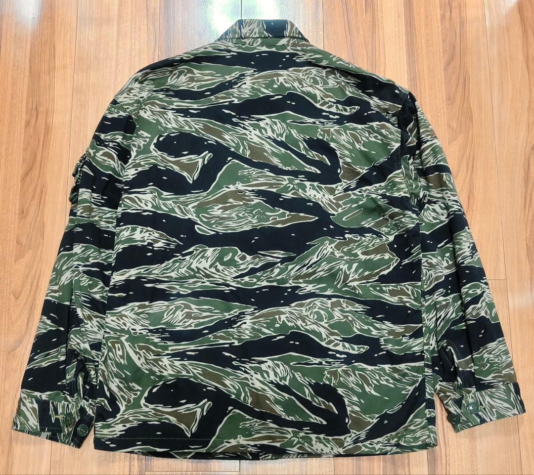 シルバータイガーストライプ ジャケット Mサイズ