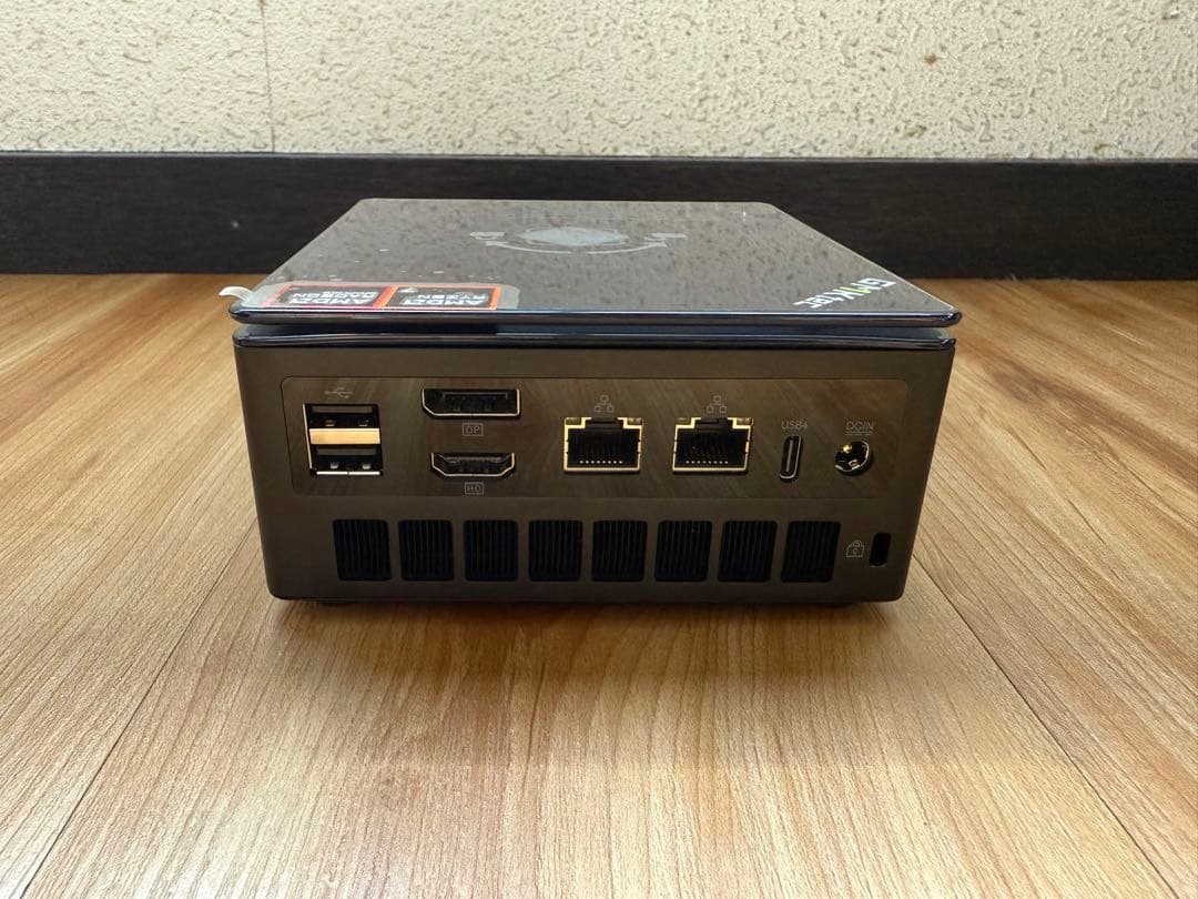 ミニPC GMKtec NucBox K8 Plus R7 8845HS 32GB 2TB