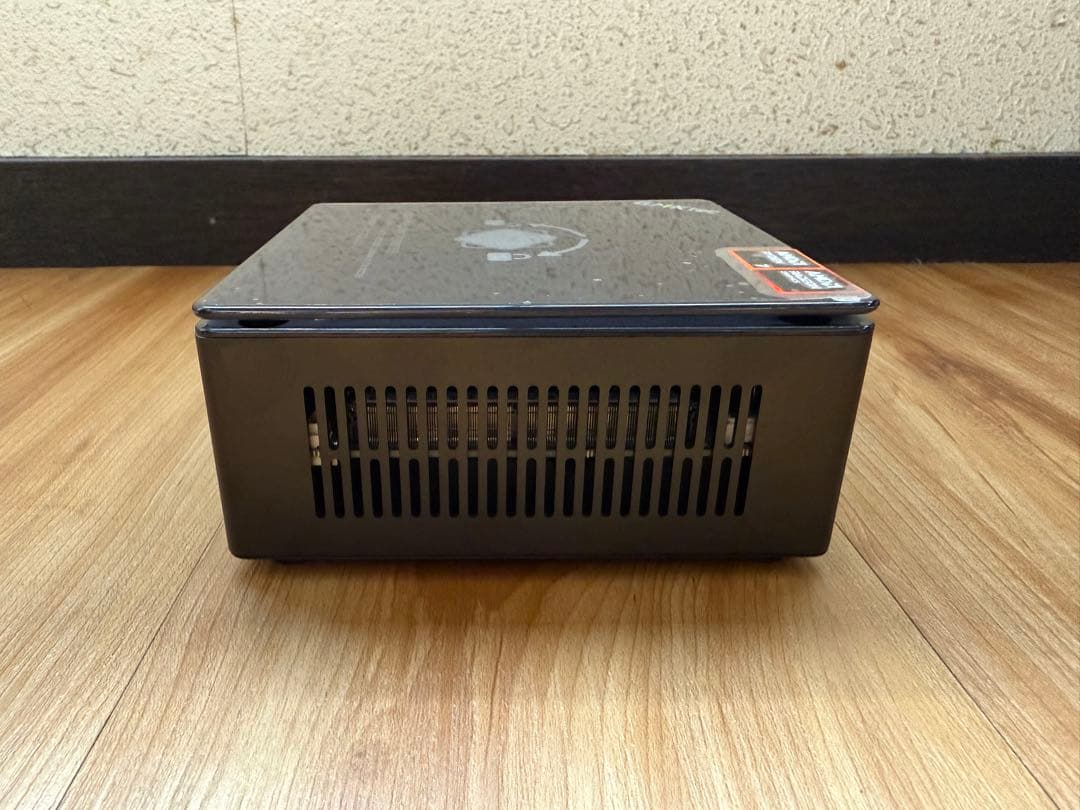 ミニPC GMKtec NucBox K8 Plus R7 8845HS 32GB 2TB