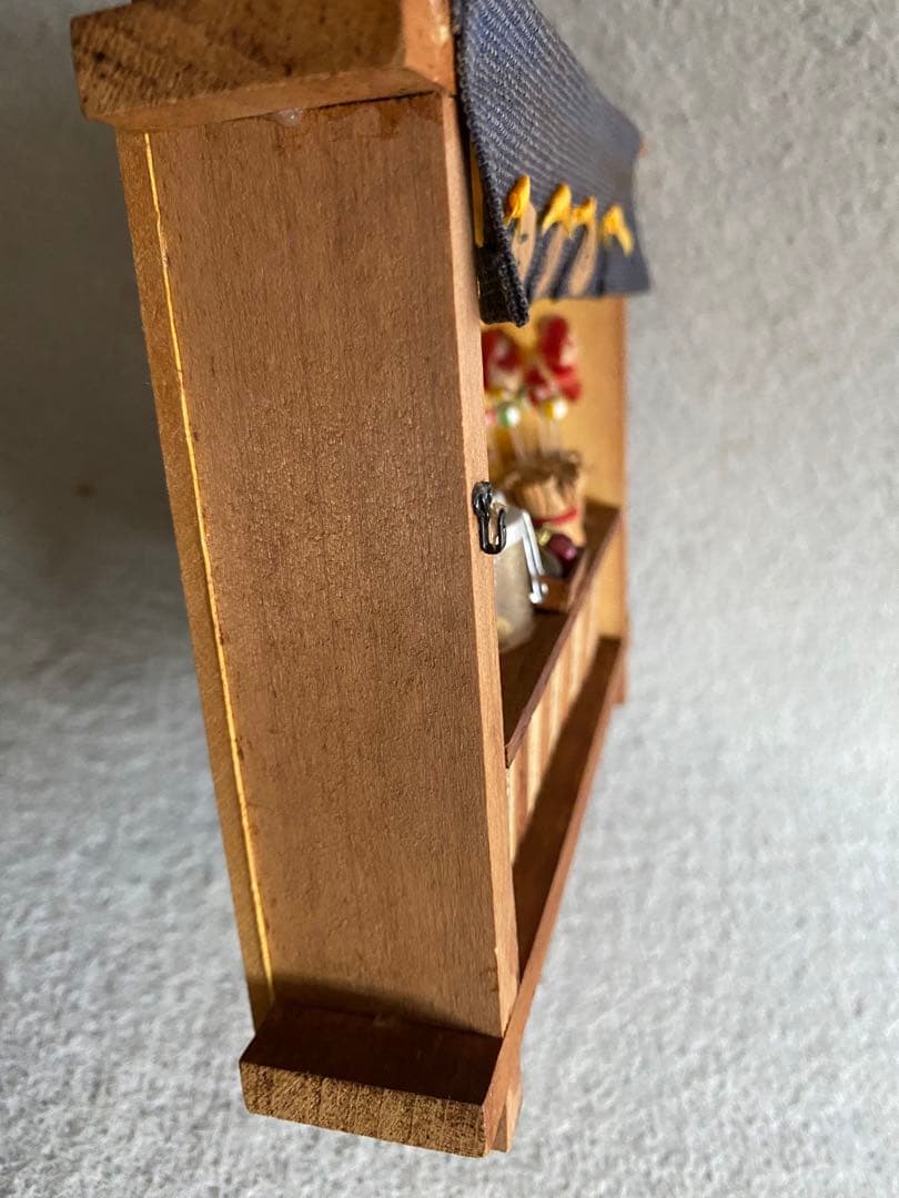 壁掛け・ジオラマ／お菓子屋さん（飴屋さん）