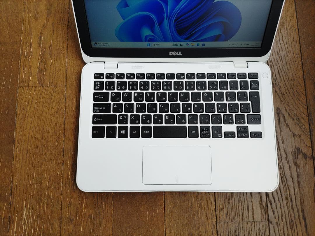 美品　使用26時間 DELL小型ノート Windows11 オフィス2019