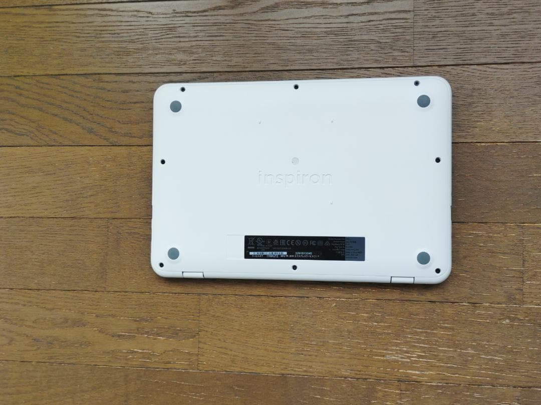 美品　使用26時間 DELL小型ノート Windows11 オフィス2019