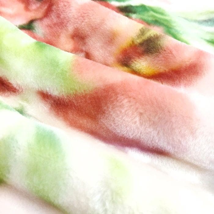 激安新品　西川　衿3層本体２層構造　ボリューム毛布　もうふ　シングル　花柄　安い