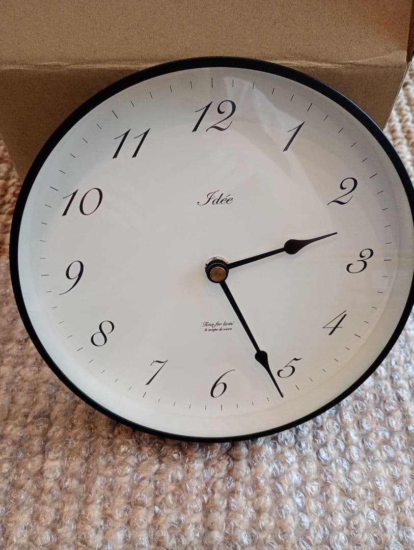 IDEE TIMING イデー 掛け時計 アラビア数字 φ200