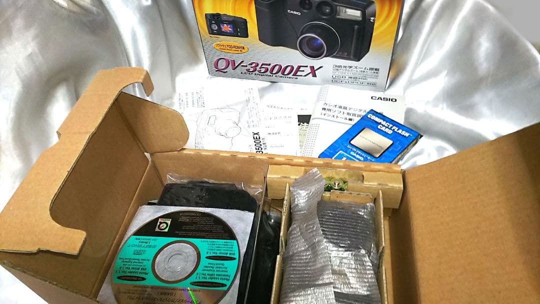 CASIO QV-3500EX オールドカメラ デジタルカメラ 希少 レア