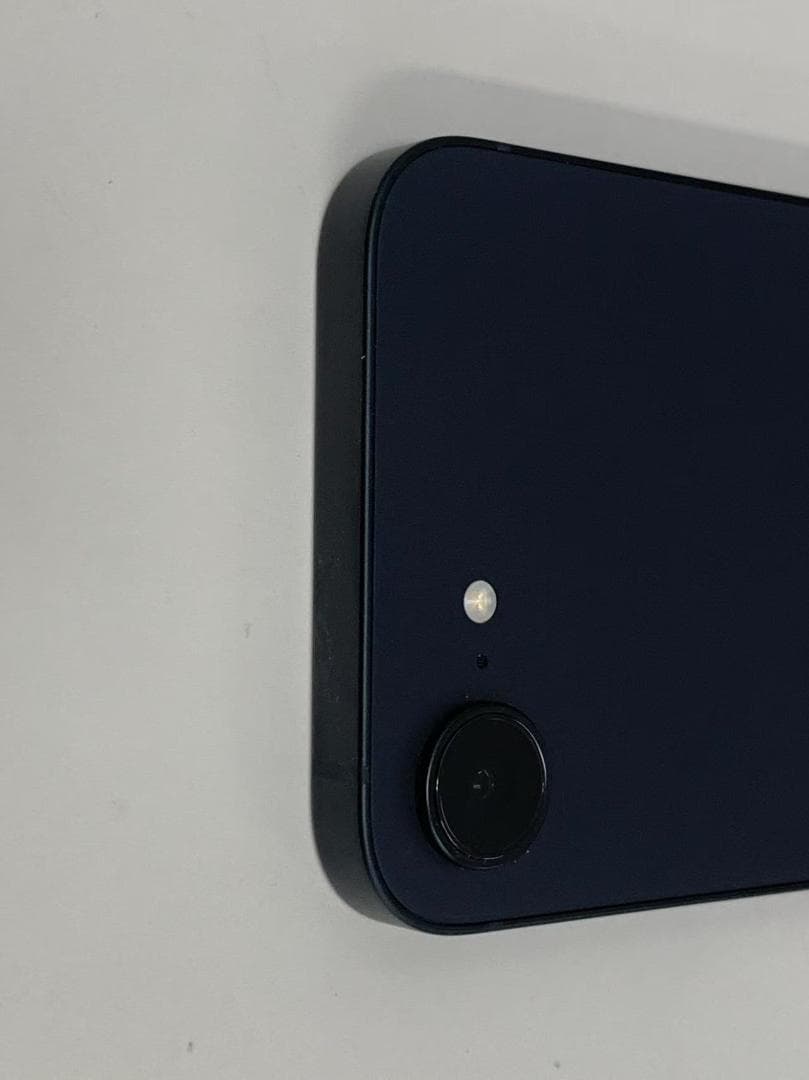 iPhone 16e 128GB Black simフリー バッテリー100%