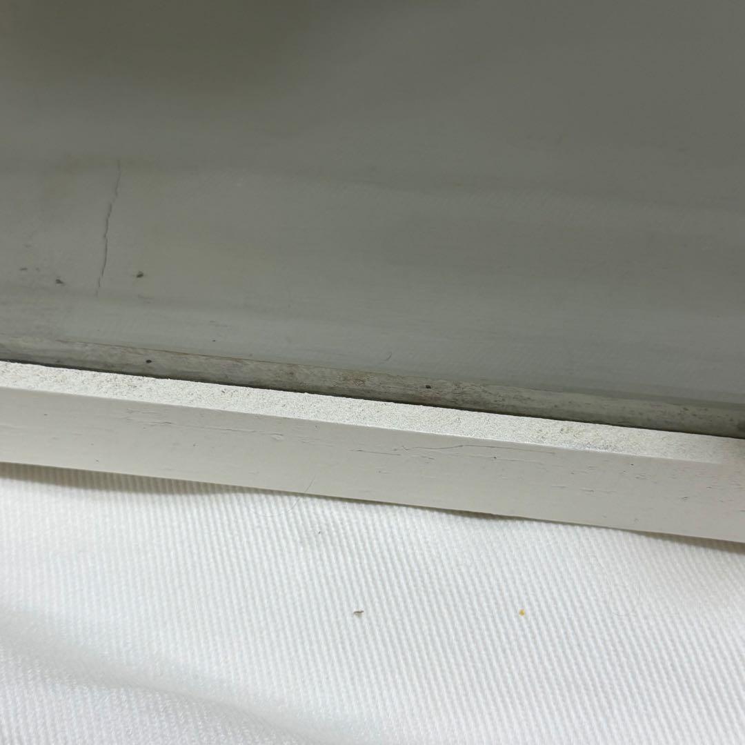 ガラスキャビネット アンティーク調 背面ミラー