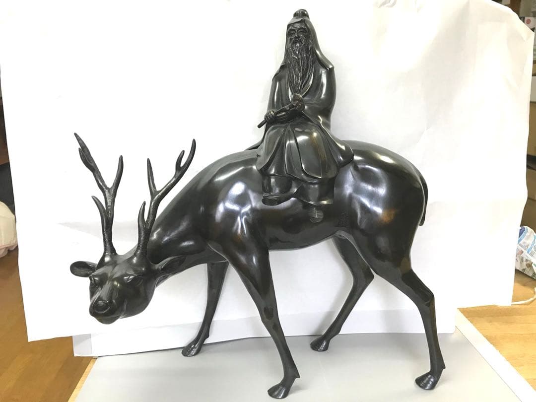 銅器:鹿乗寿老人置物