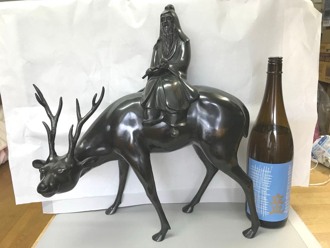 銅器:鹿乗寿老人置物