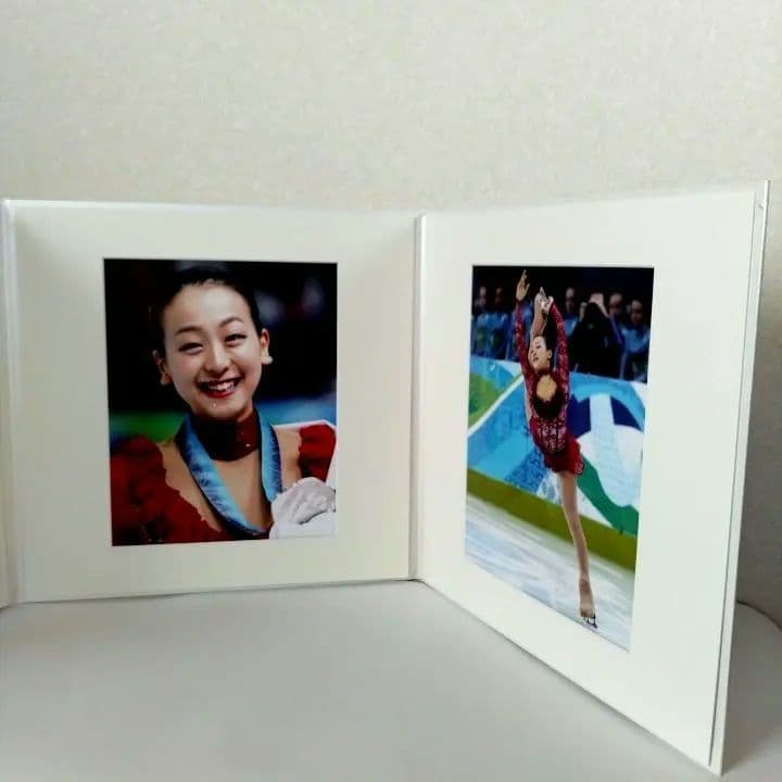 【非売品】バンクーバー五輪2010 浅田真央 直筆サイン&三つ折り記念アルバム
