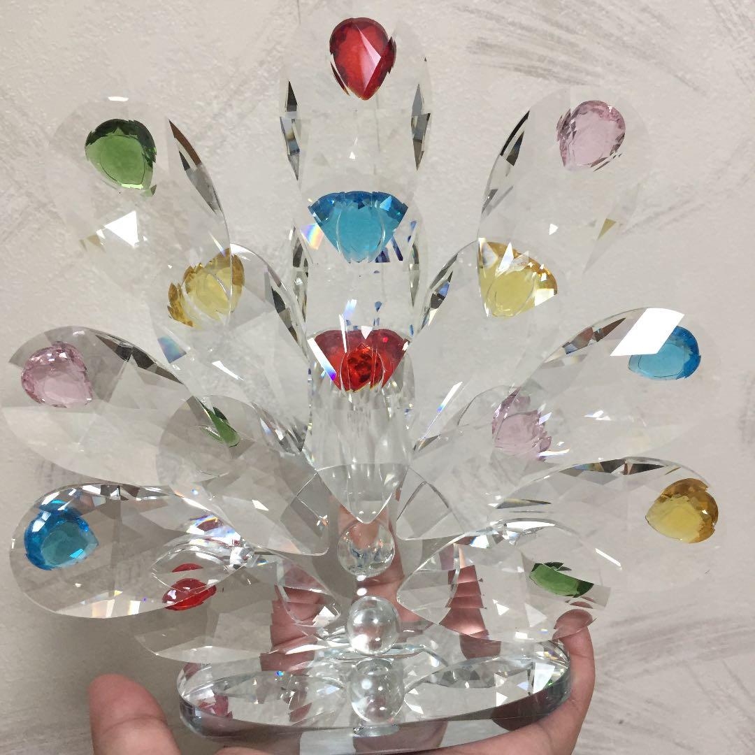 超巨大 孔雀クリスタル