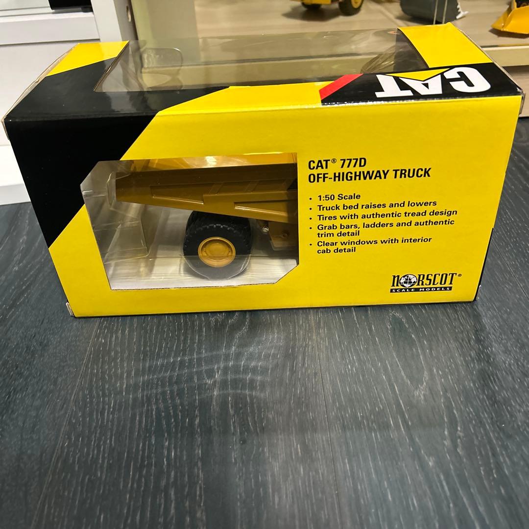 CAT 777D OFF-HIGHWAY TRUCK 1:50スケール
