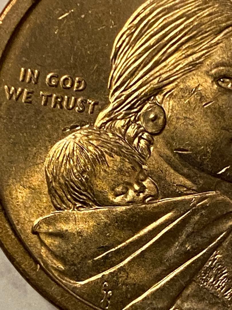 顔に傷を負った鷲_アメリカ 1ドル硬貨 _ 2000 P SACAGAWEA