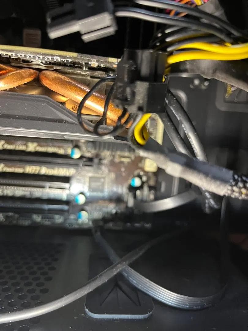 チョコさん専用【ジャンク品】ゲーミングPC/モニタ/ワイヤレスキーボード×３など