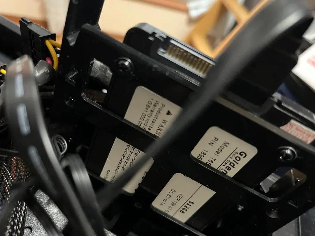 チョコさん専用【ジャンク品】ゲーミングPC/モニタ/ワイヤレスキーボード×３など