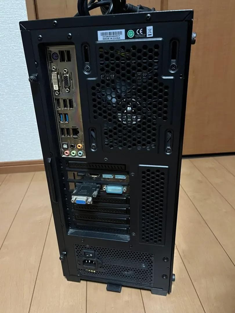 チョコさん専用【ジャンク品】ゲーミングPC/モニタ/ワイヤレスキーボード×３など