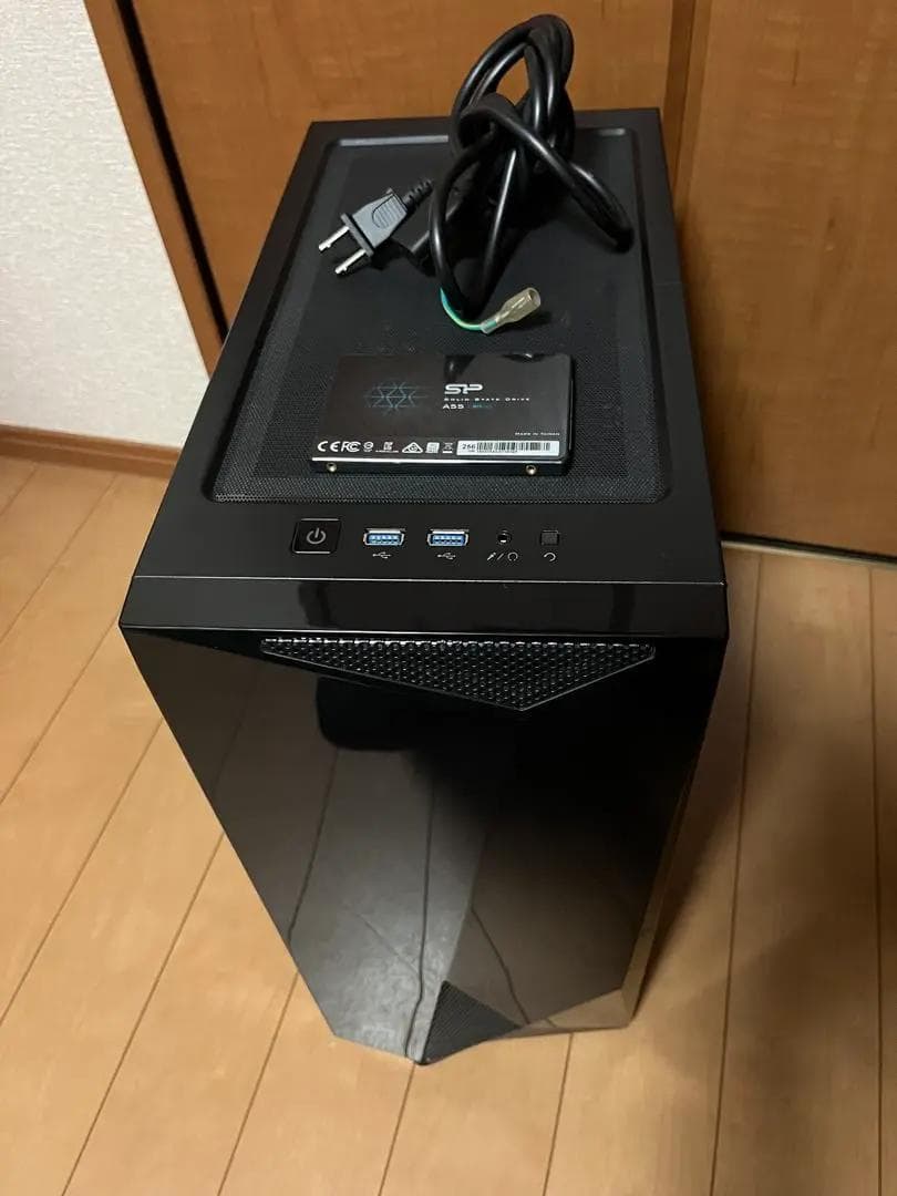 チョコさん専用【ジャンク品】ゲーミングPC/モニタ/ワイヤレスキーボード×３など