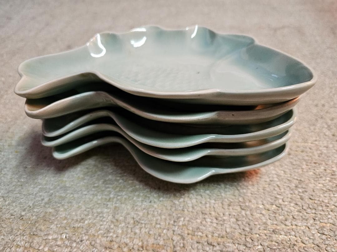 m*a様 その2 幕末明治頃の伊万里 魚型変形皿 5客セット